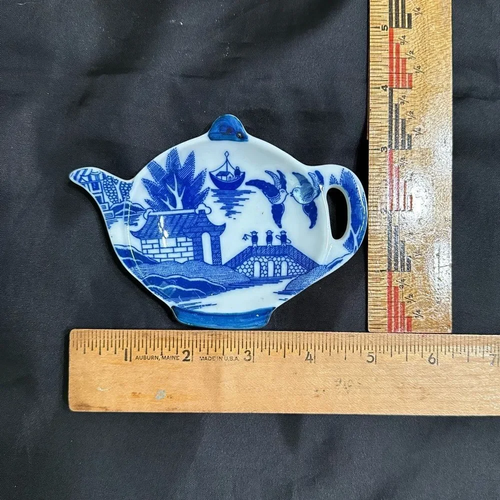 Vintage HIC Japan Blue and White Willow Teapot Shaped Dish teabag or spoon plate